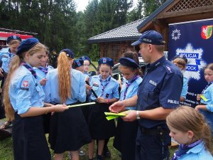 Kontrola obozu i plenerowe zajęcia dla skautów w Centrum Edukacji Leśnej