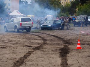 „Promocja Zawodu Policjanta” podczas „Pikniku Militarnego” w Otwocku