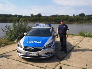 Dzielnicowi z otwockiej komendy, komisariatów i posterunków podczas akcji, działań i spotkań ze społeczeństwem