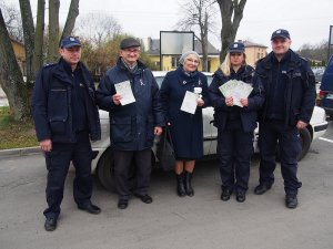 Dzielnicowi z otwockiej komendy, komisariatów i posterunków podczas akcji, działań i spotkań ze społeczeństwem
