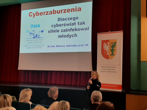 Konferencja profilaktyczno-naukowa pt. „Cyberuzależnienia – kiedy i jak technologie cyfrowe i social media szkodzą dzieciom”