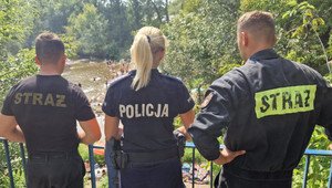 Wspólne partole policjantów i strażaków nad wodą