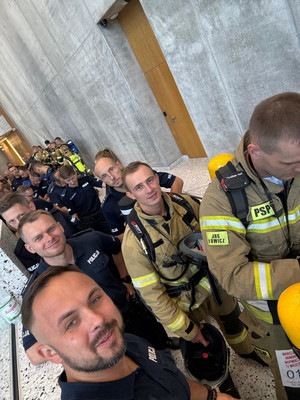 Stołeczni policjanci dołączyli do akcji „Honorowa Wspinaczka 11 września”