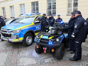 7 nowoczesnych pojazdów za blisko 1,5 mln zł. w rękach Komendy Stołecznej Policji