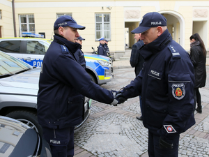 7 nowoczesnych pojazdów za blisko 1,5 mln zł. w rękach Komendy Stołecznej Policji