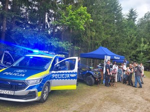 Policjanci edukowali na rzecz bezpieczeństwa w Centrum Edukacji Leśnej w Celestynowie