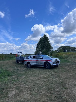 Wspólne patrole policjantów i strażaków nad wodą