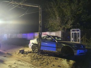 Bez prawa jazdy i polisy OC za to pod wpływem alkoholu i THC