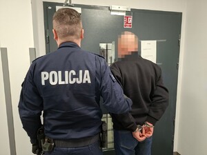 Sprawcy rozboju z niebezpiecznym narzędziem w Józefowie trafili na 3 miesiące do aresztu