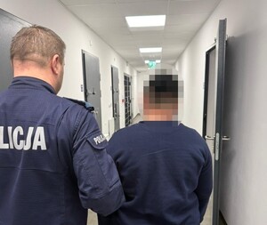 Sprawcy rozboju z niebezpiecznym narzędziem w Józefowie trafili na 3 miesiące do aresztu