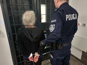 Sprawcy rozboju z niebezpiecznym narzędziem w Józefowie trafili na 3 miesiące do aresztu