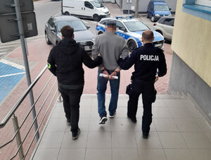 Cztery dożywotnie zakazy prowadzenia pojazdów- Recydywista drogowy w rękach otwockiej drogówki