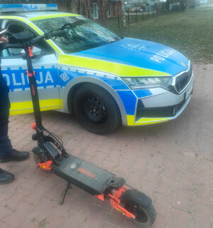 Bezpieczeństwo na „elektrycznych kółkach” – działania otwockich policjantów
