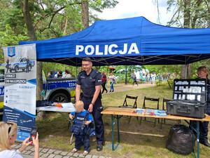 Bezpieczny i pełen atrakcji Dzień Dziecka z otwockimi policjantami