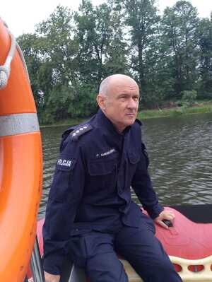 Bezpieczny wypoczynek nad wodą, czyli mobilne patrole Policji oraz WOPR
