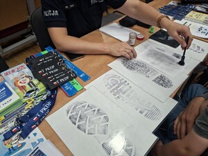 Otwoccy policjanci edukują na Pikniku Naukowym MDK