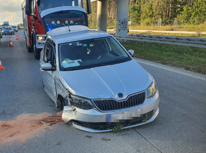 Z uśmiechem na twarzy i promilami we krwi taranowała auta na trasie S-17. 34- latka bez koła przejechała 400 metrów- jazdę zakończyła w areszcie
